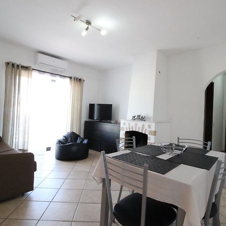 אלבופיירה Dinita Apartamento Nº4 מראה חיצוני תמונה